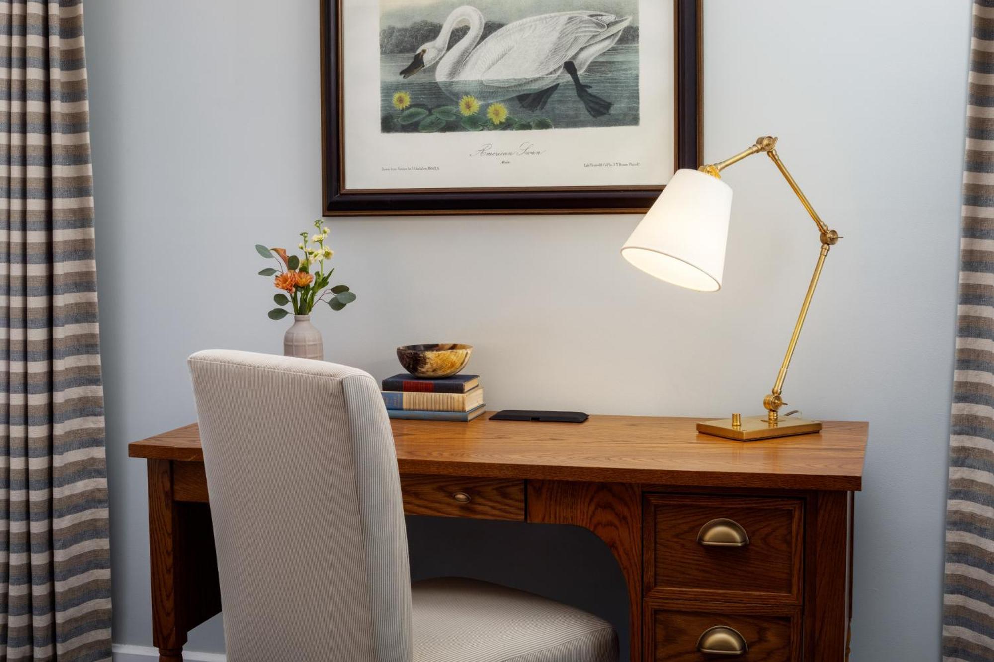 Colgate Inn Hamilton Экстерьер фото
